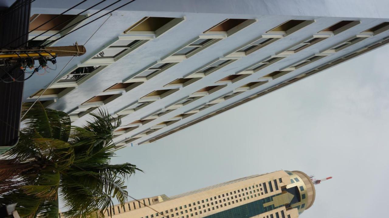 J Two S Pratunam Hotel Bangkok Ngoại thất bức ảnh
