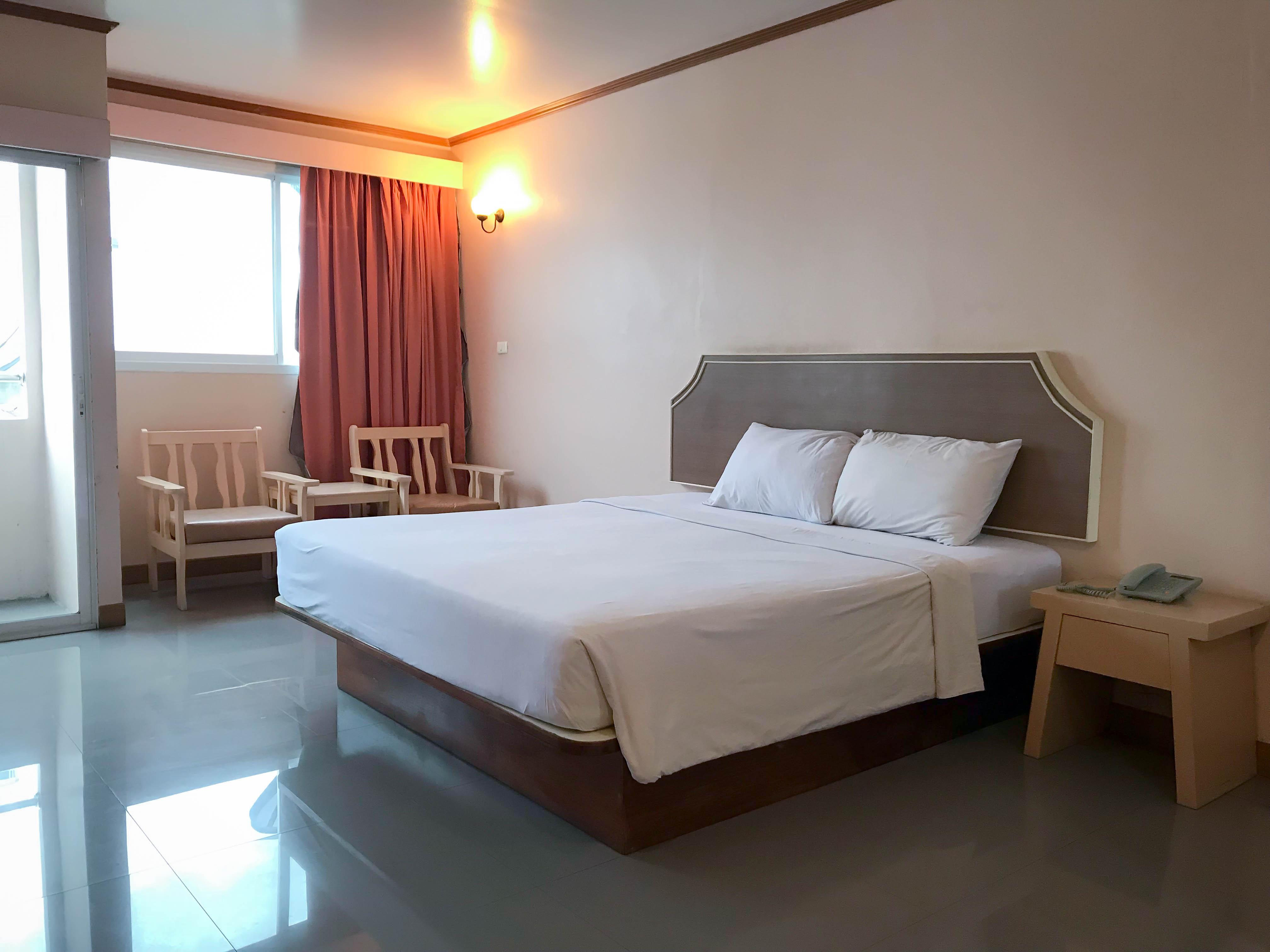 J Two S Pratunam Hotel Bangkok Ngoại thất bức ảnh
