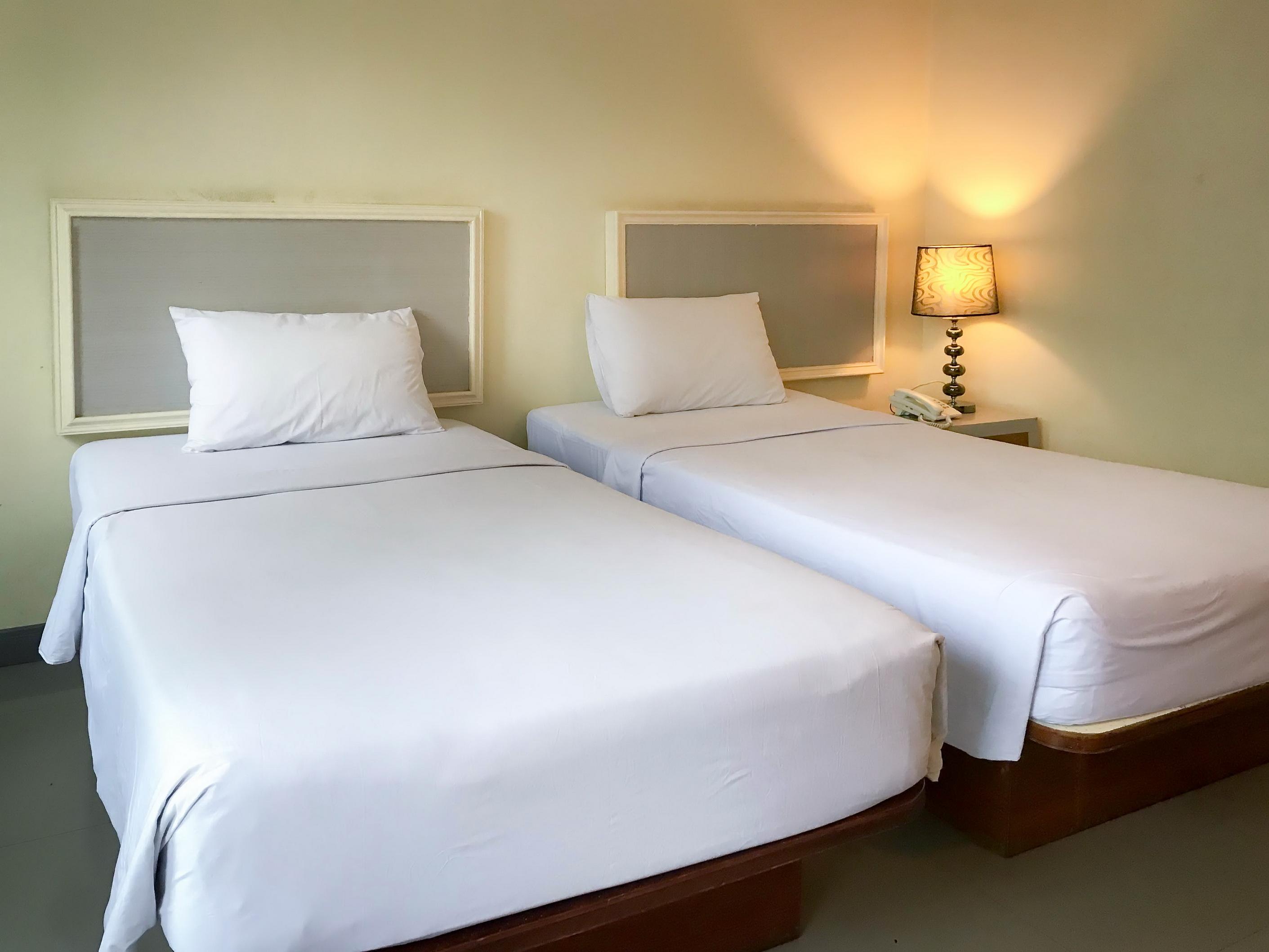 J Two S Pratunam Hotel Bangkok Ngoại thất bức ảnh