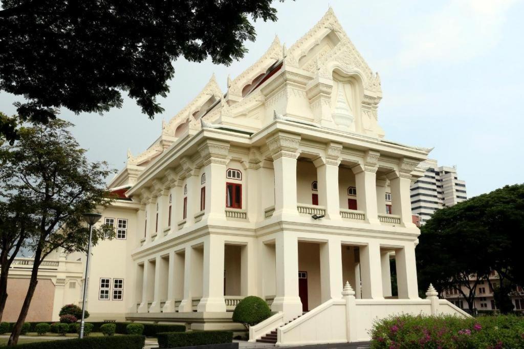 J Two S Pratunam Hotel Bangkok Ngoại thất bức ảnh