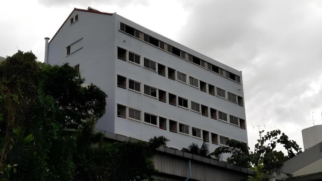 J Two S Pratunam Hotel Bangkok Ngoại thất bức ảnh