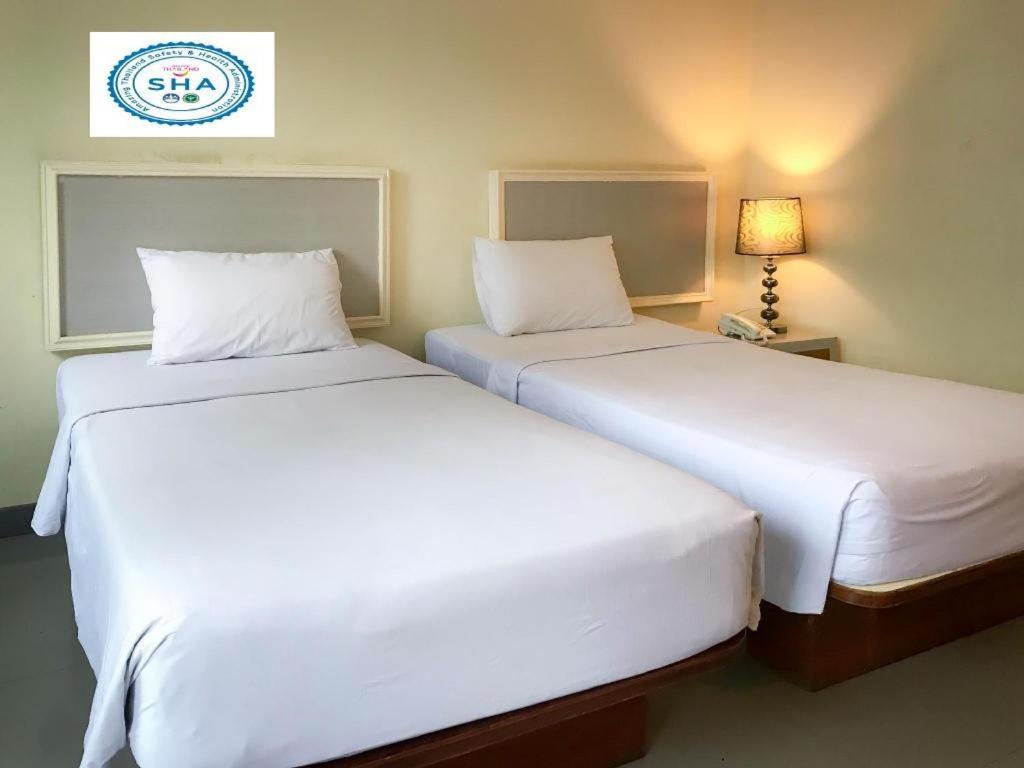 J Two S Pratunam Hotel Bangkok Ngoại thất bức ảnh