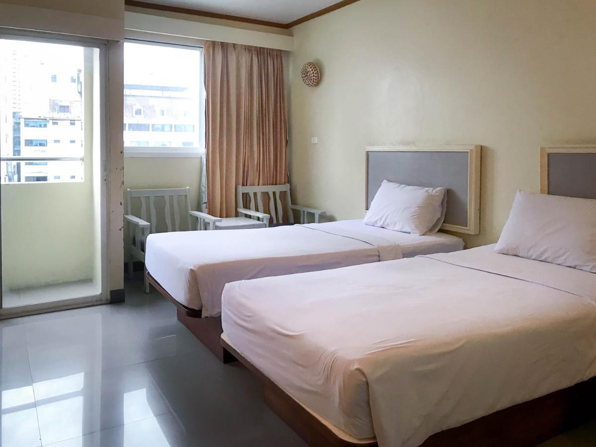 J Two S Pratunam Hotel Bangkok Ngoại thất bức ảnh